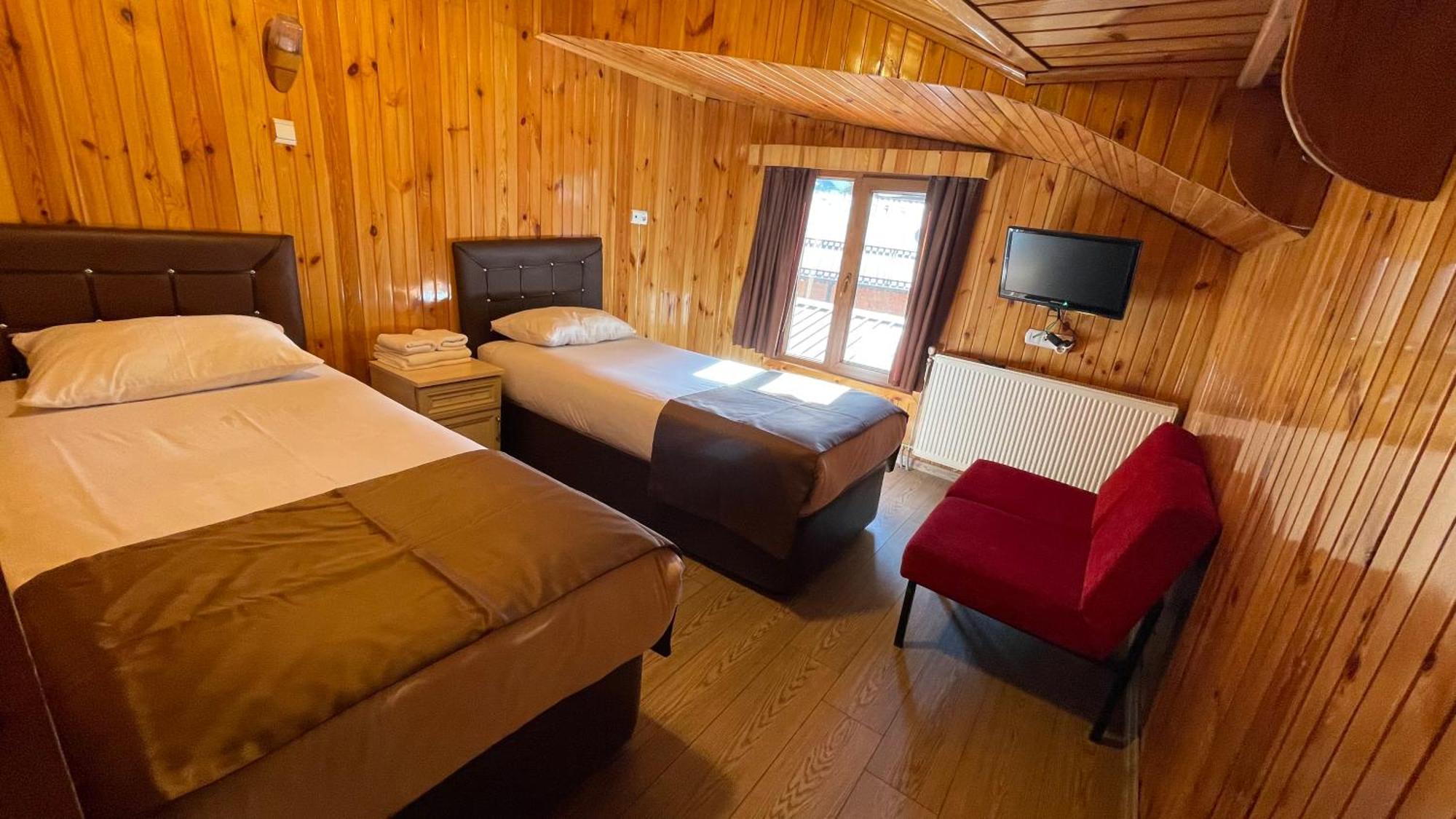 Ozkan Otel Uzungol Exterior photo